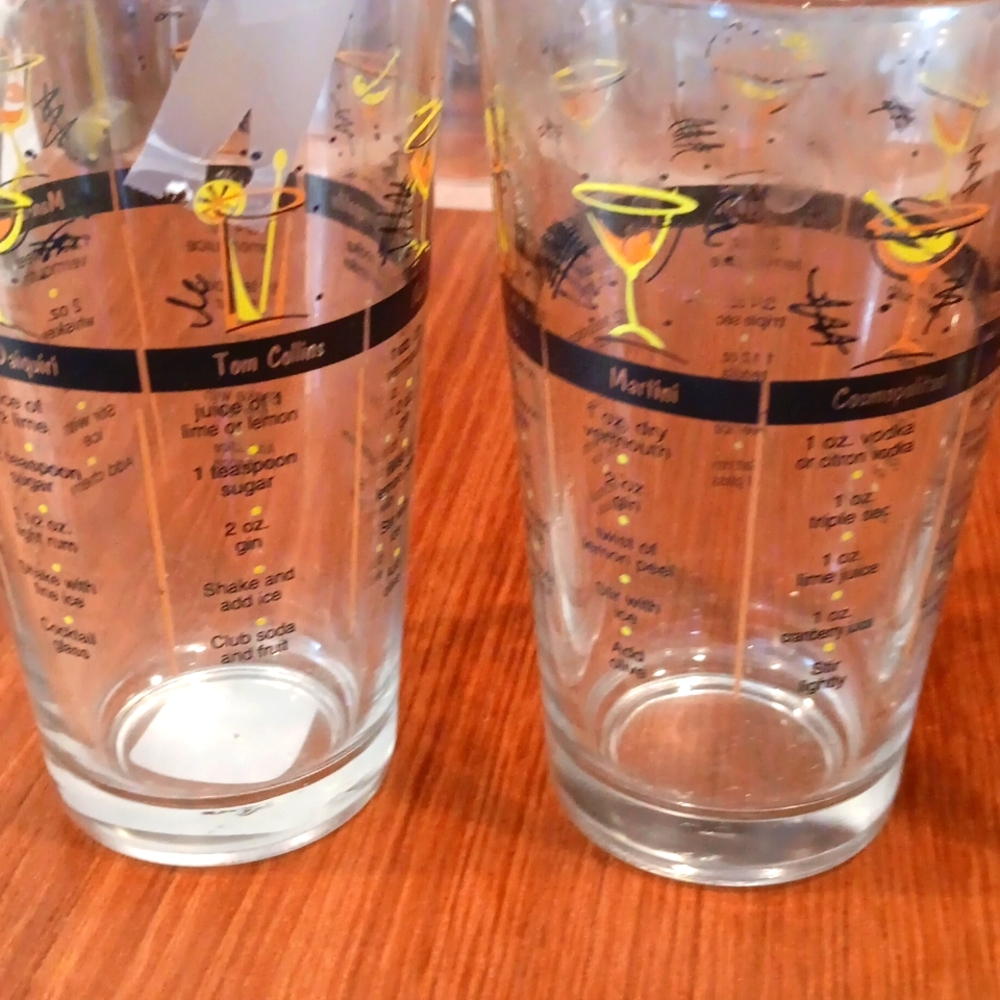 NWT.Recipe Bar Tumblers.Set of 4.